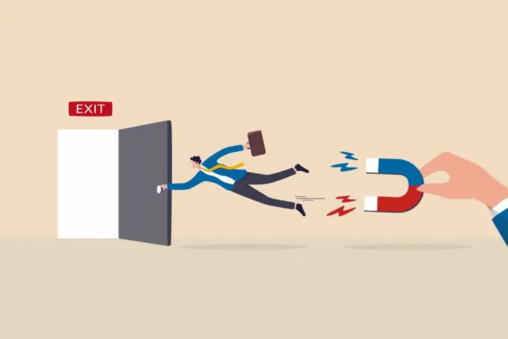 چرا مشتریان برنمی‌گردند؟ ۷ دلیل واقعی همراه با راه‌حل